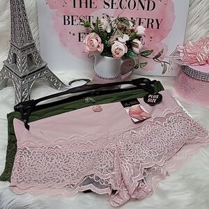 1556  PRIMA VALENTINA Nylon and Mesh Cheekini Set 3 Pc Size Plus 1 X NWT